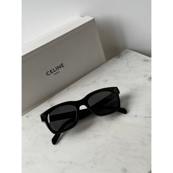 NEW Celine CL40232I Unisex Black Squared Sunglasses - Picture 3 of 7